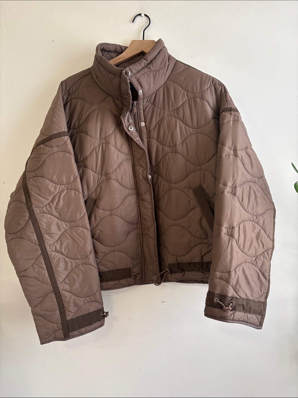 Universal Thread Quilted Puffer Jacket - Taupe Brown
